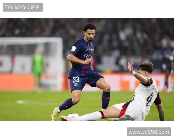 英超精彩对决切尔西小胜巴黎圣日耳曼帽子戏法引发全场狂欢