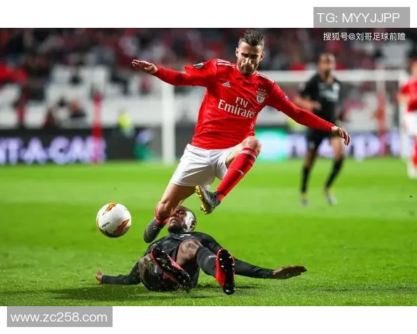 国王杯精彩对决AC米兰大胜本菲卡乌龙球引发全场热潮