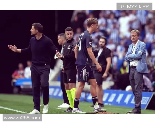 西甲精彩对决皇马4-0大胜里昂帽子戏法引发争议判罚热议