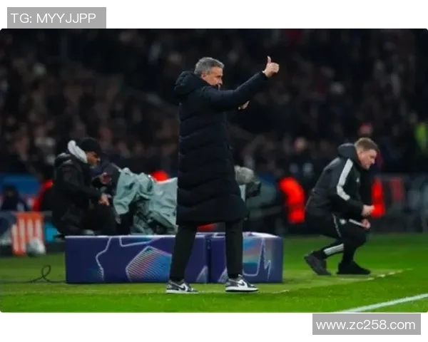 世界杯精彩对决里昂险胜巴黎圣日耳曼红牌事件引发全场热议