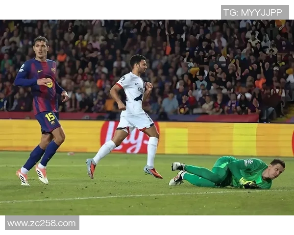 英超激战：尤文图斯逆转巴萨乌龙球成比赛转折点全场沸腾