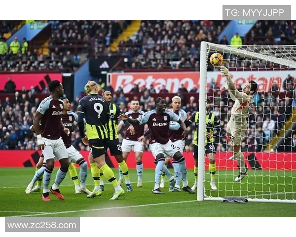 中超焦点战曼联与波尔图握手言和帽子戏法引发全场热烈反响